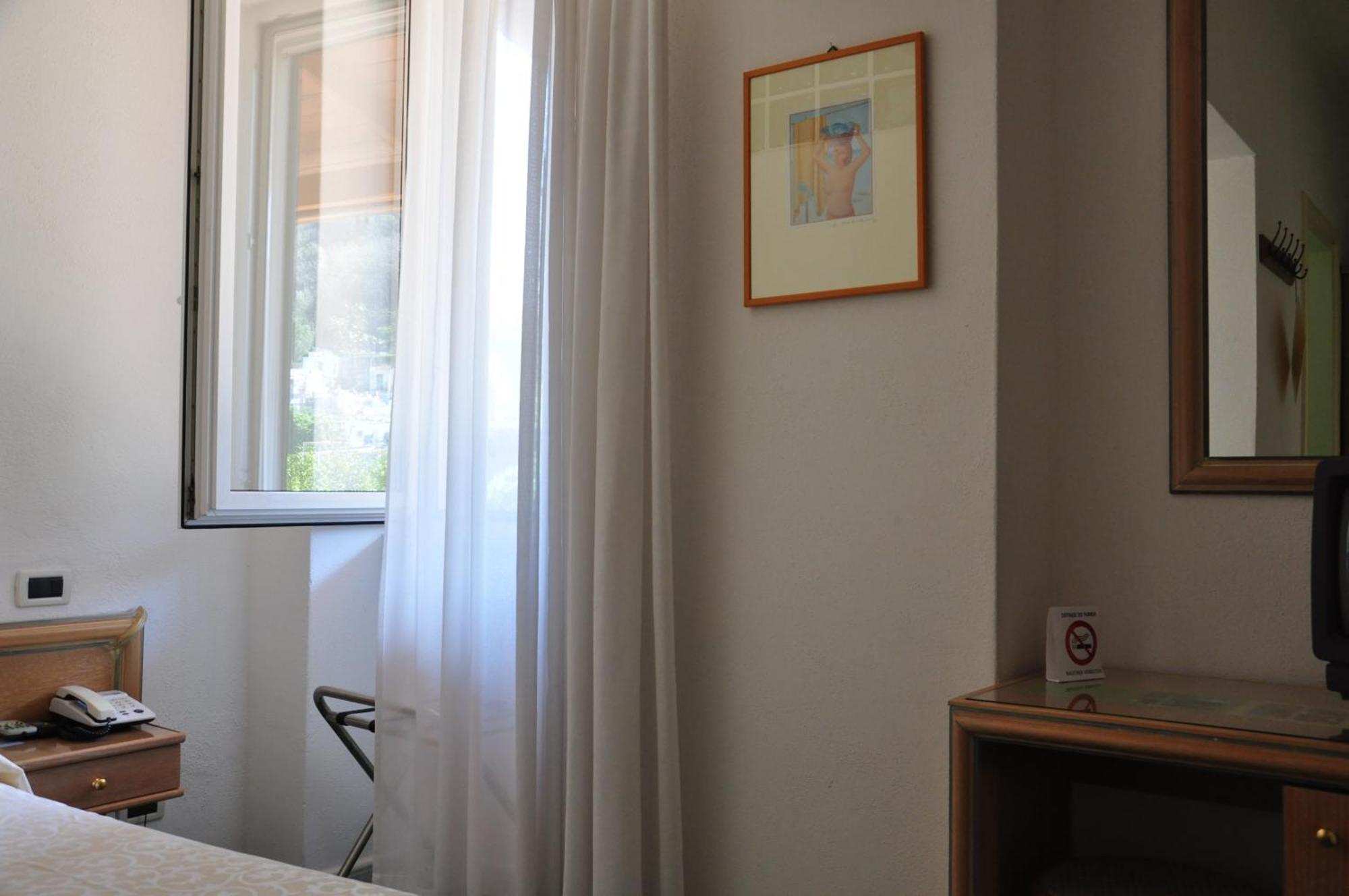 Hotel La Marticana Ischia Room photo