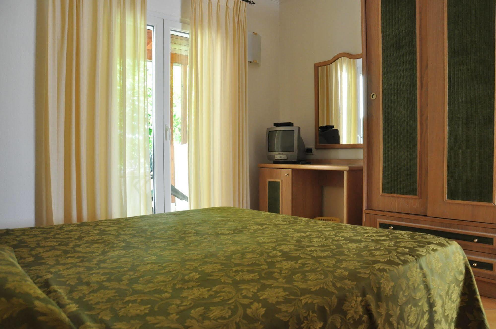 Hotel La Marticana Ischia Exterior photo