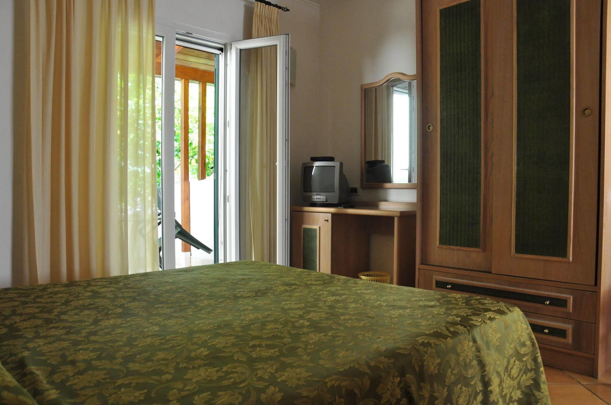 Hotel La Marticana Ischia Exterior photo